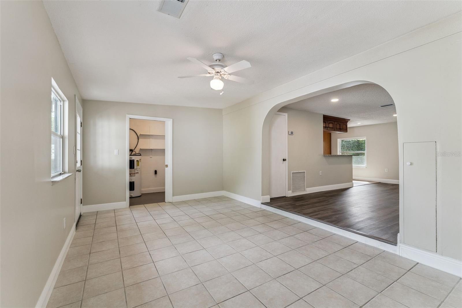 ORLANDO IMPROV CO 02 - Residential