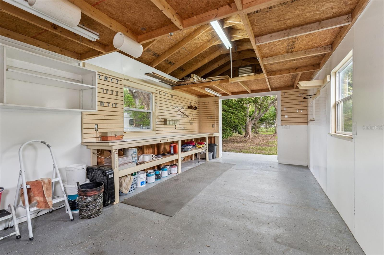 ORLANDO IMPROV CO 02 - Residential