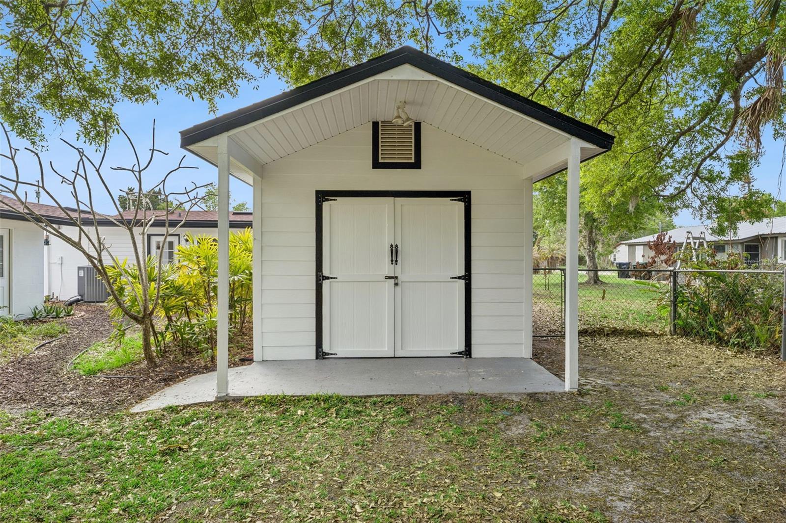 ORLANDO IMPROV CO 02 - Residential