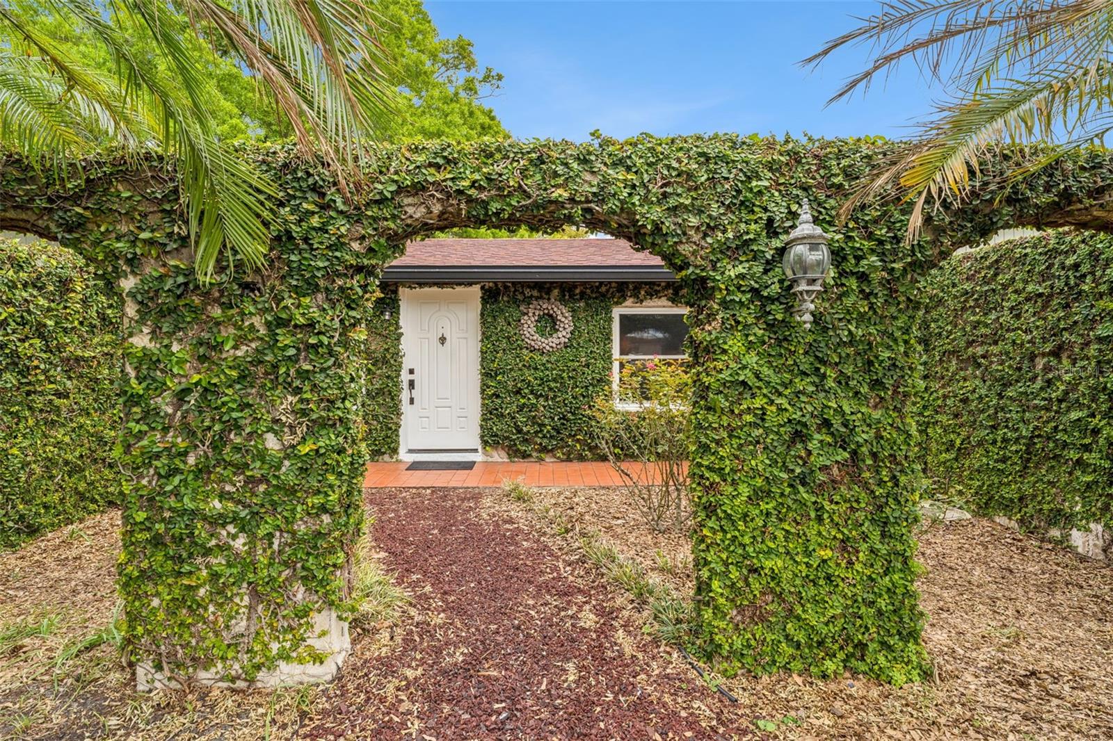 ORLANDO IMPROV CO 02 - Residential