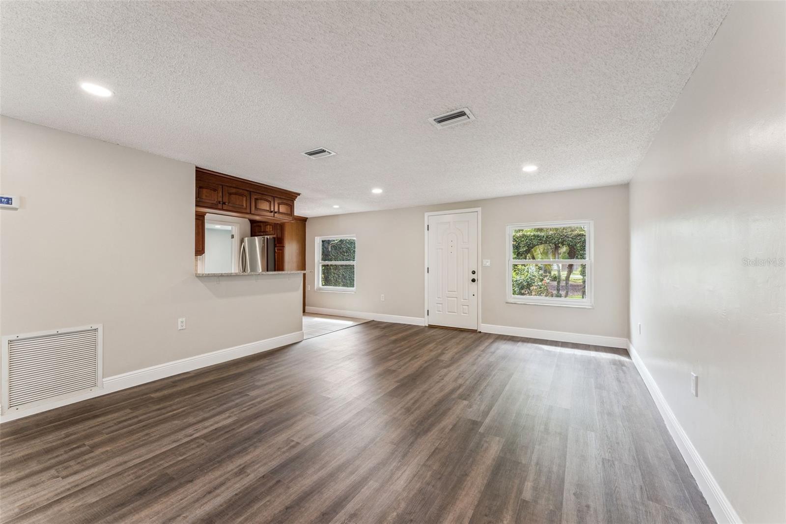 ORLANDO IMPROV CO 02 - Residential