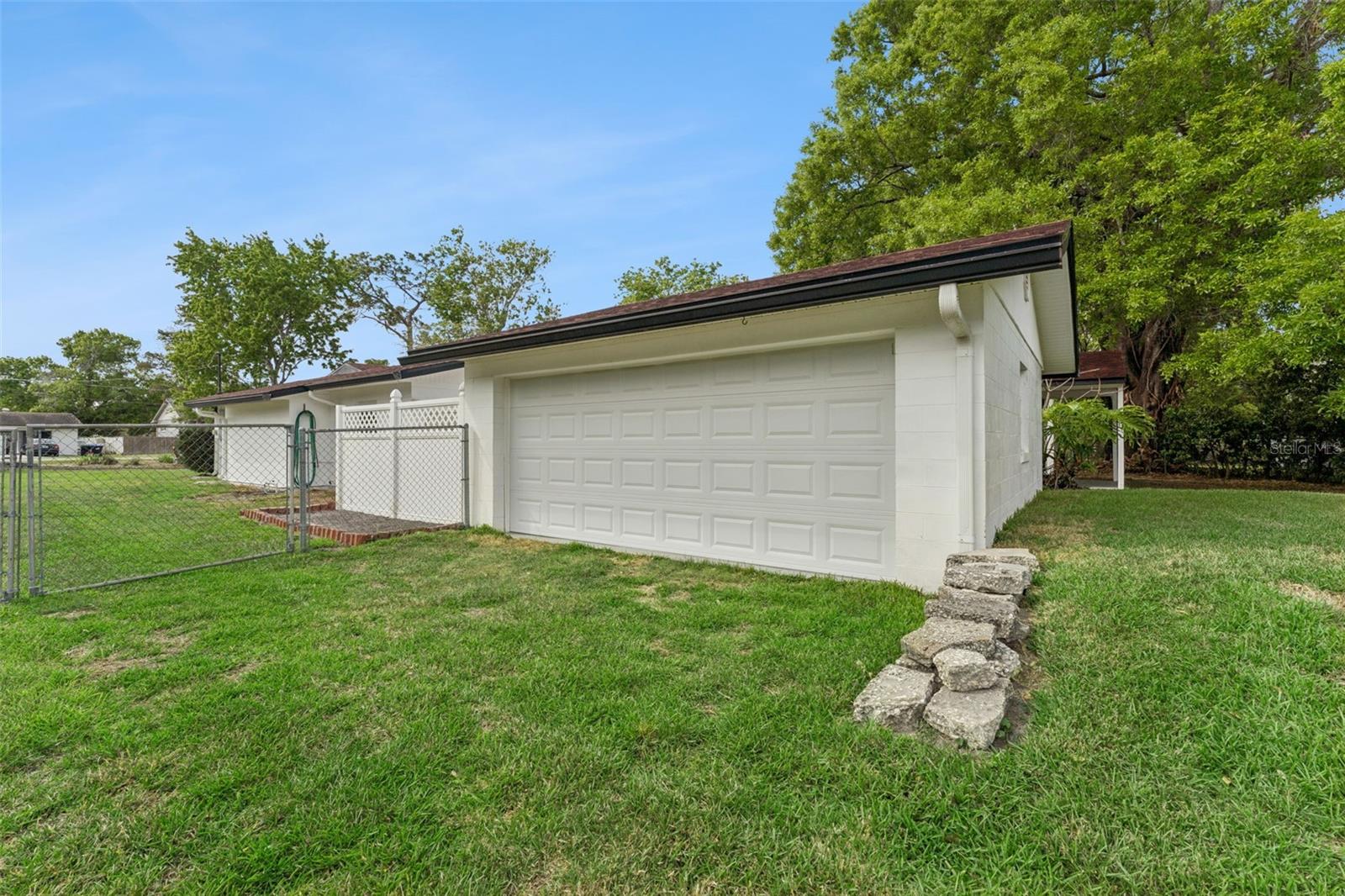 ORLANDO IMPROV CO 02 - Residential