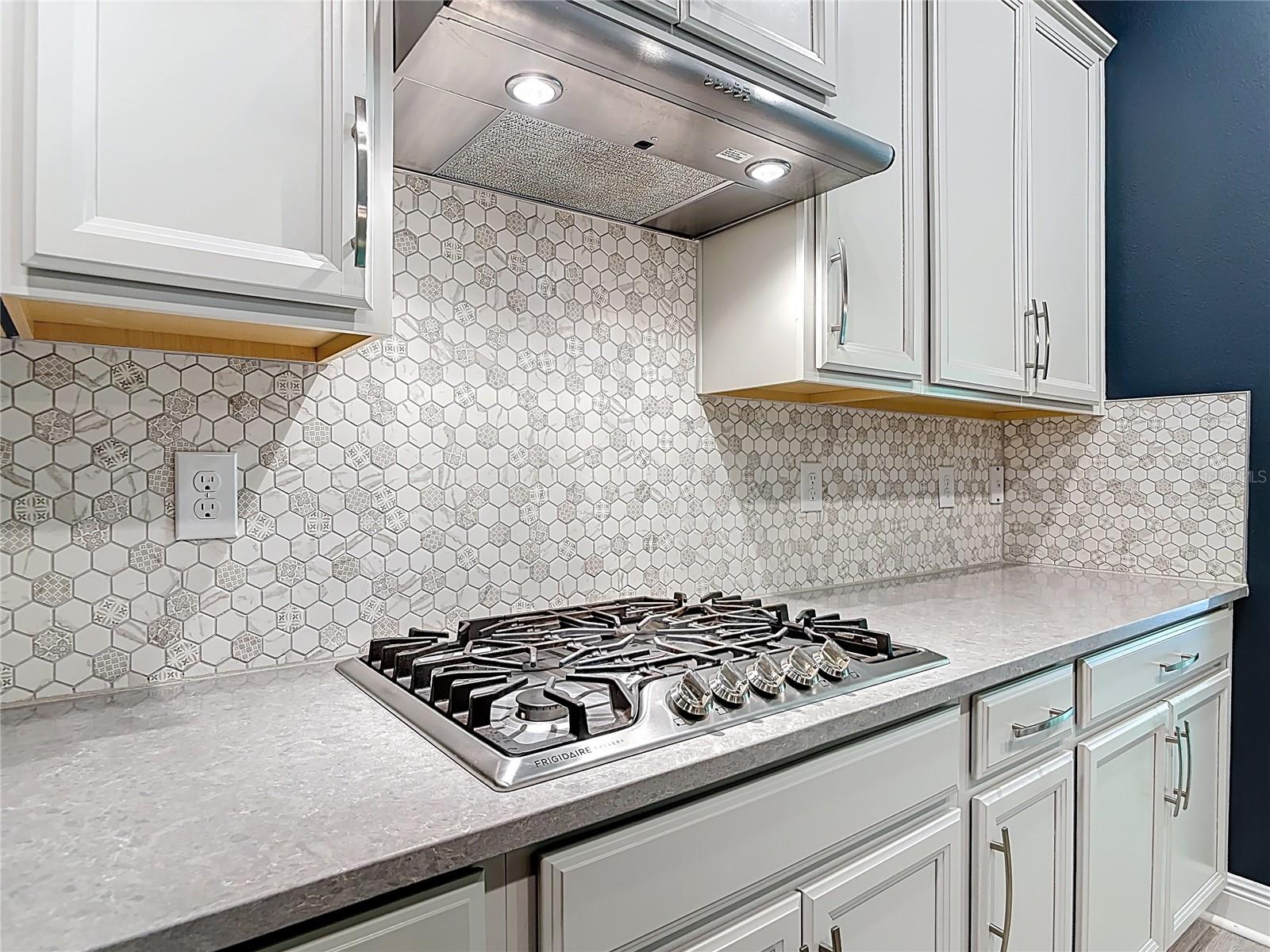 HUNTINGTON DOWNS - Residential