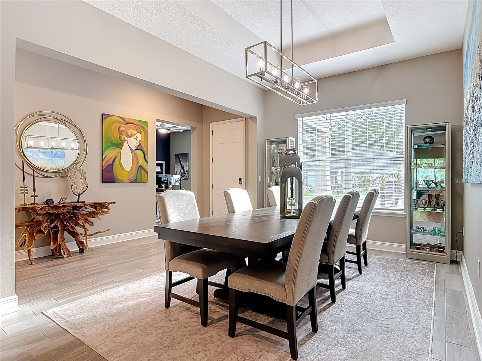 HUNTINGTON DOWNS - Residential