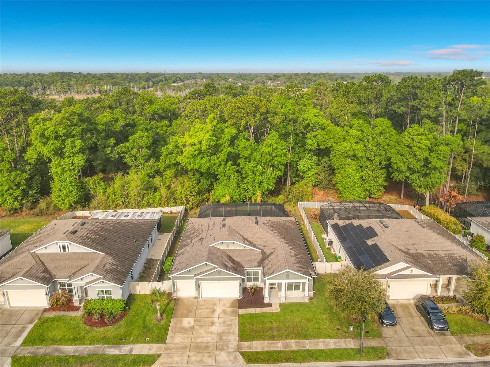 HUNTINGTON DOWNS - Residential