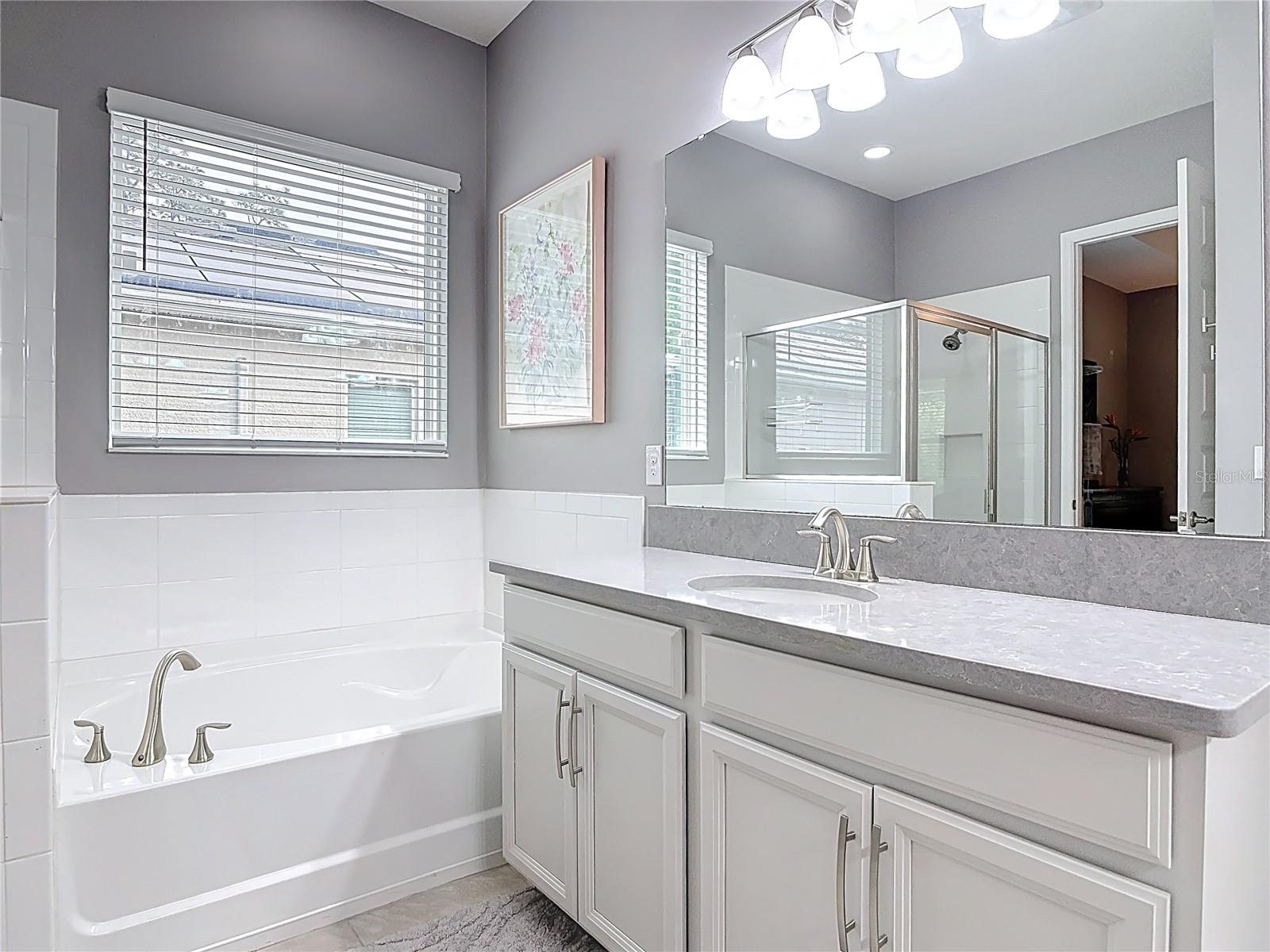 HUNTINGTON DOWNS - Residential