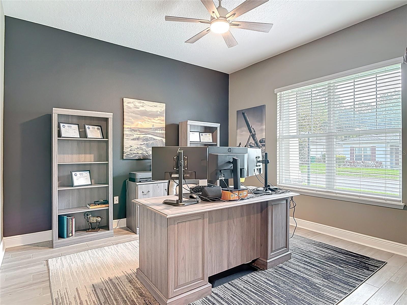 HUNTINGTON DOWNS - Residential