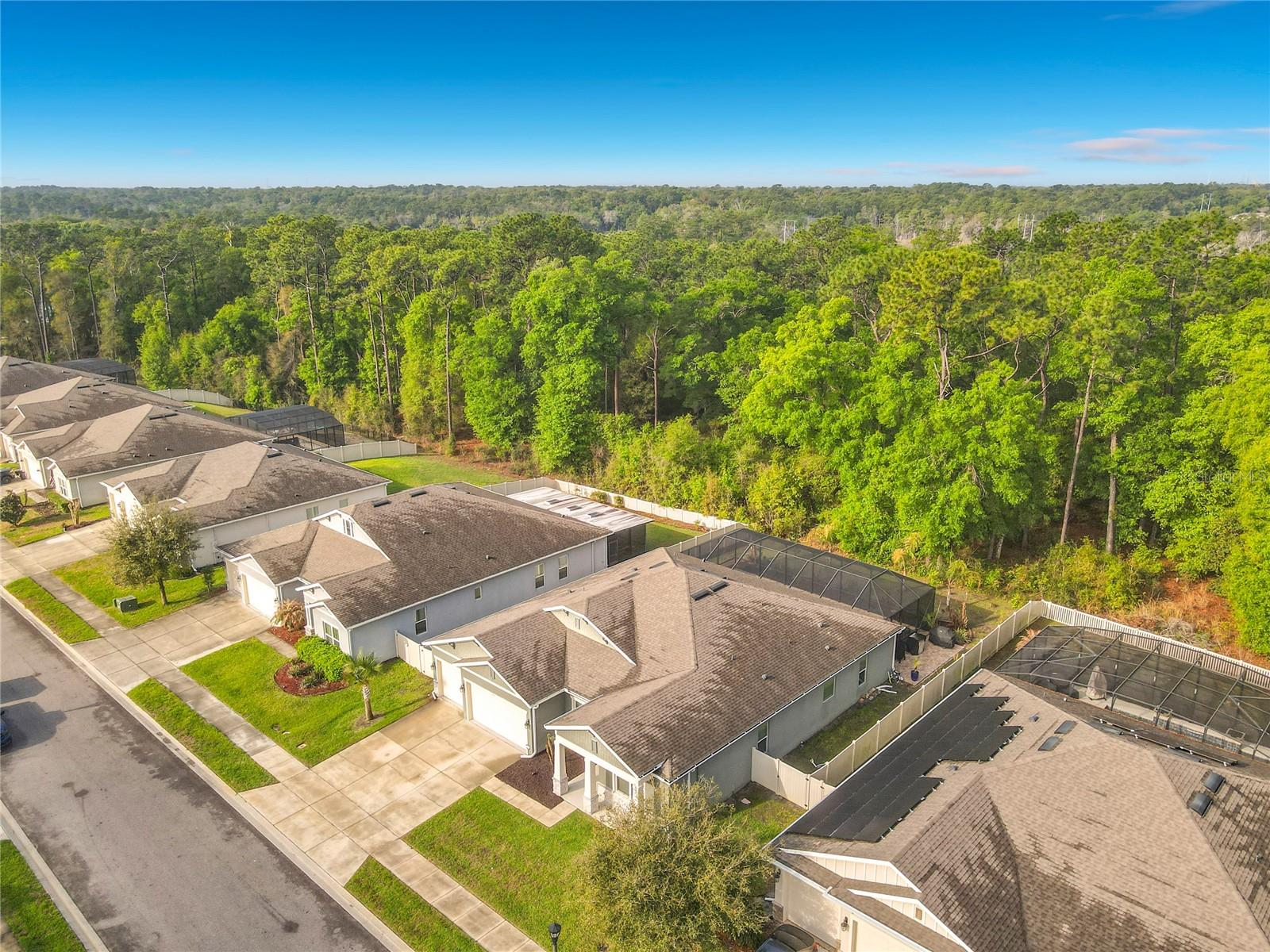 HUNTINGTON DOWNS - Residential