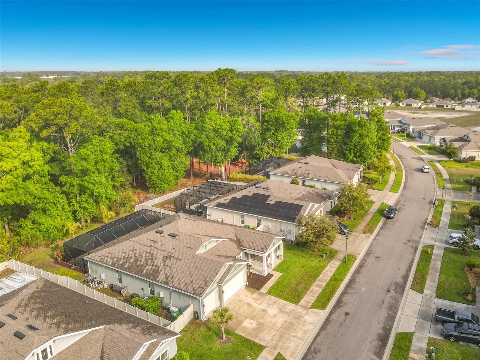 HUNTINGTON DOWNS - Residential