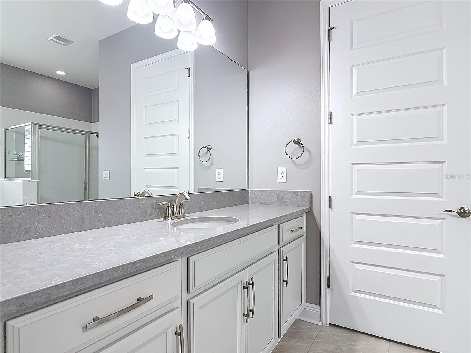 HUNTINGTON DOWNS - Residential