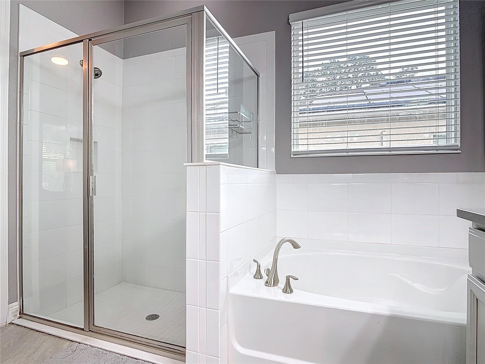 HUNTINGTON DOWNS - Residential