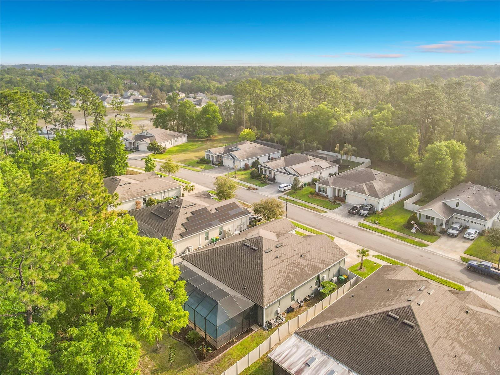 HUNTINGTON DOWNS - Residential