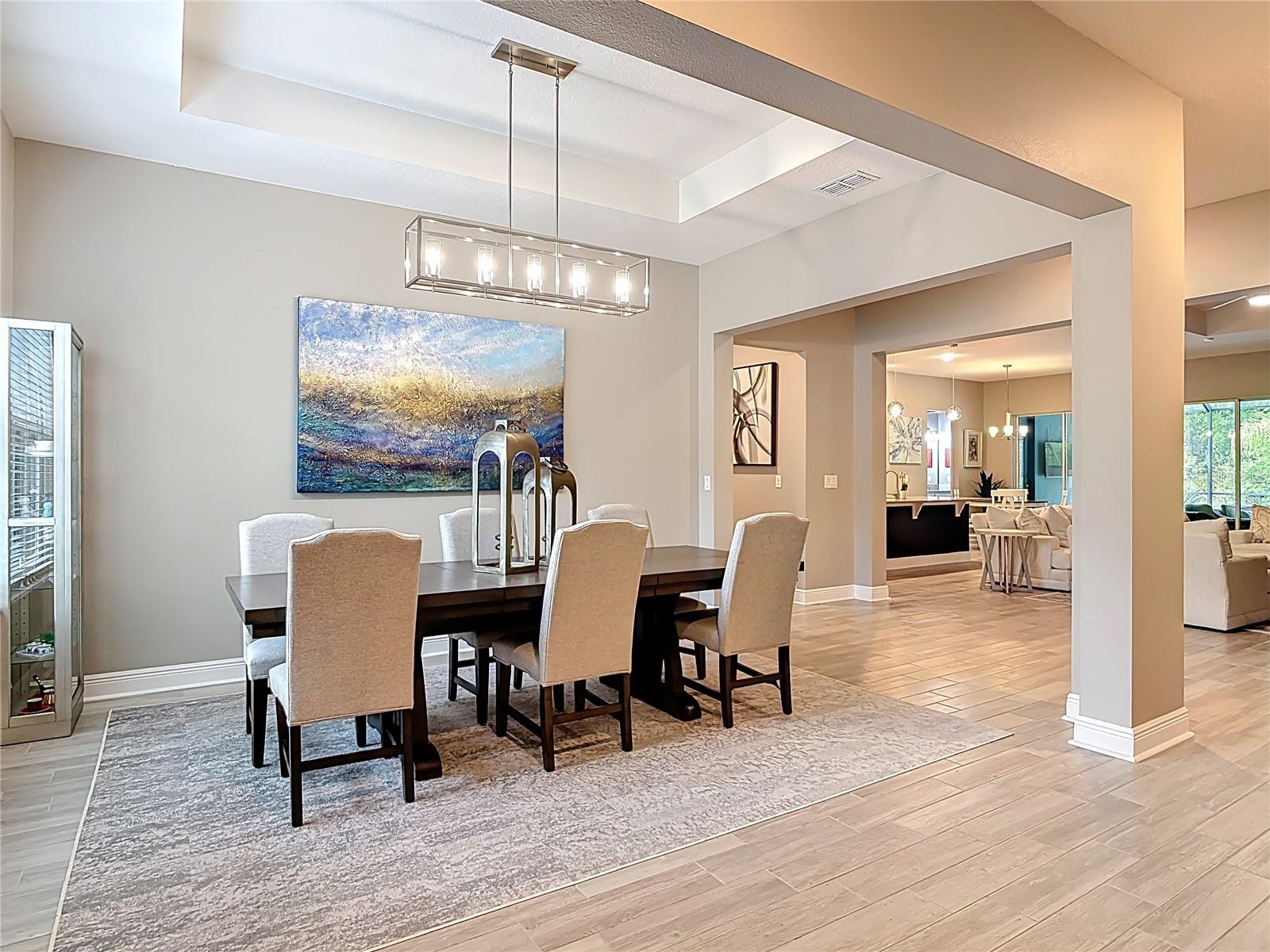 HUNTINGTON DOWNS - Residential