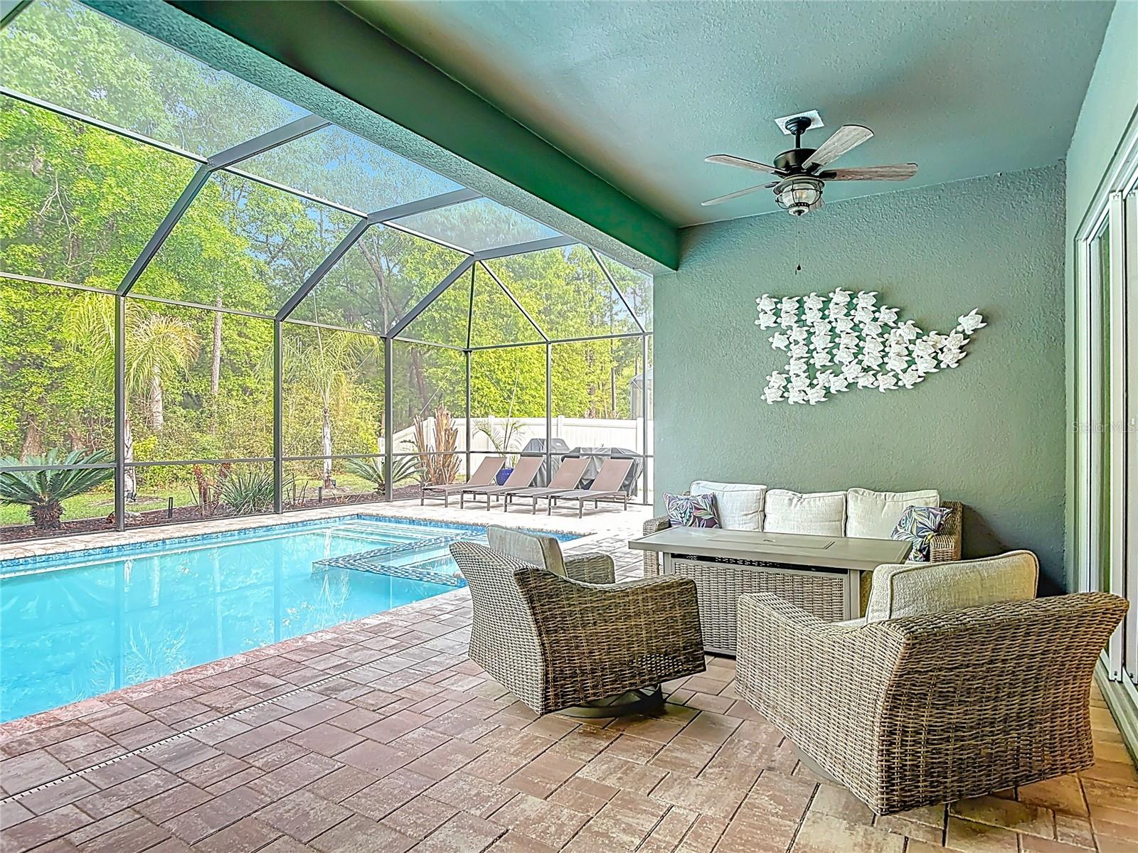 HUNTINGTON DOWNS - Residential