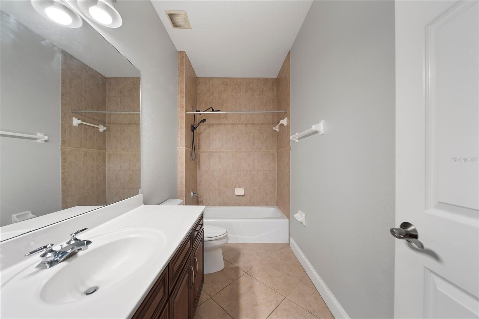 WINDSOR LANDING PH 01 46/26 - Residential