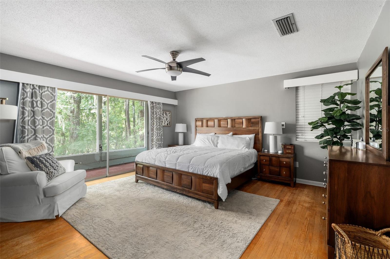 BEVILLE HEIGHTS - Residential