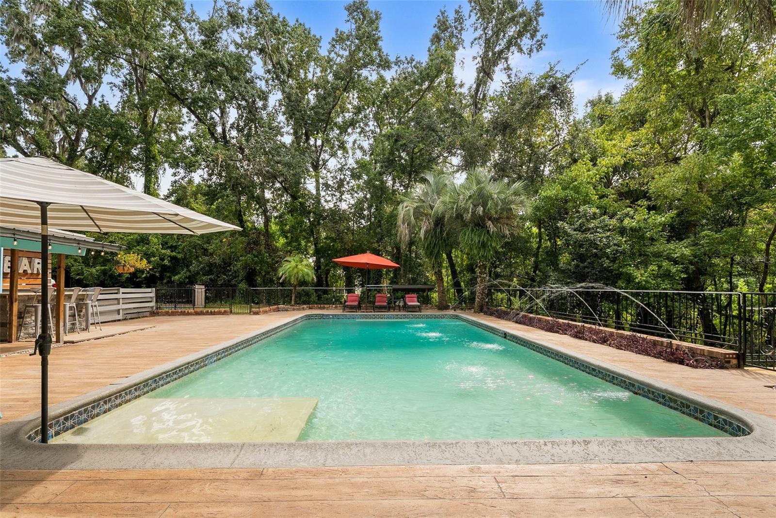 BEVILLE HEIGHTS - Residential