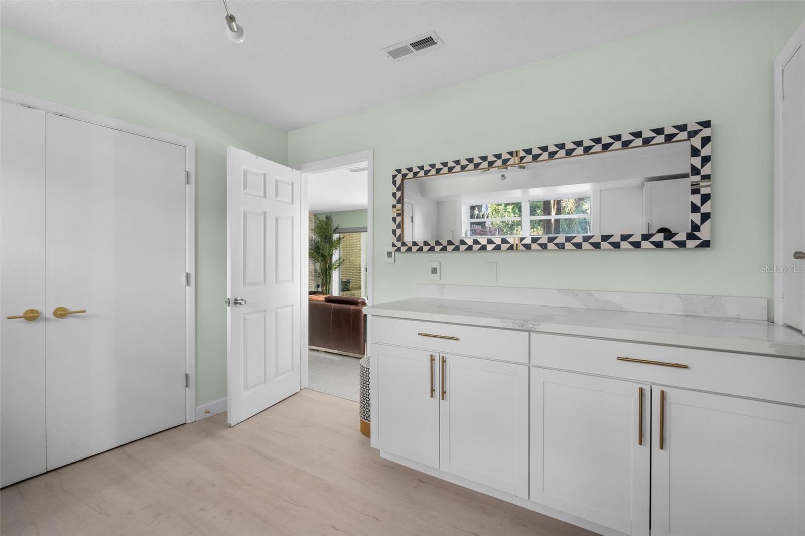 BEVILLE HEIGHTS - Residential