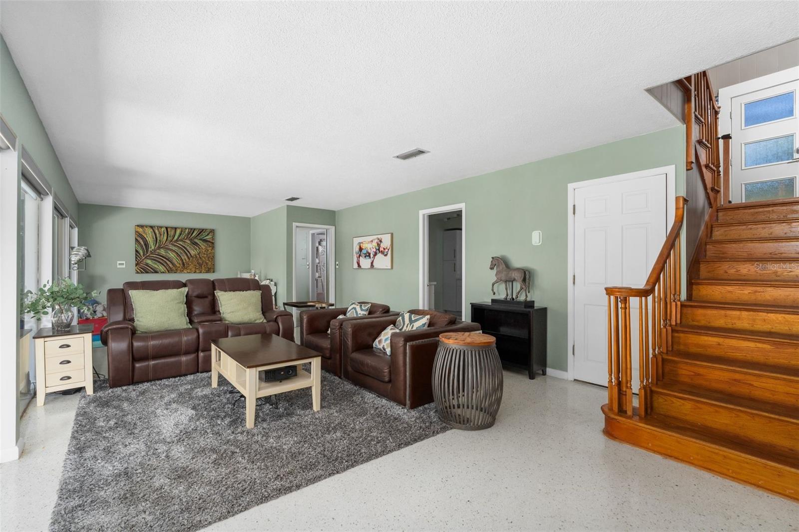 BEVILLE HEIGHTS - Residential