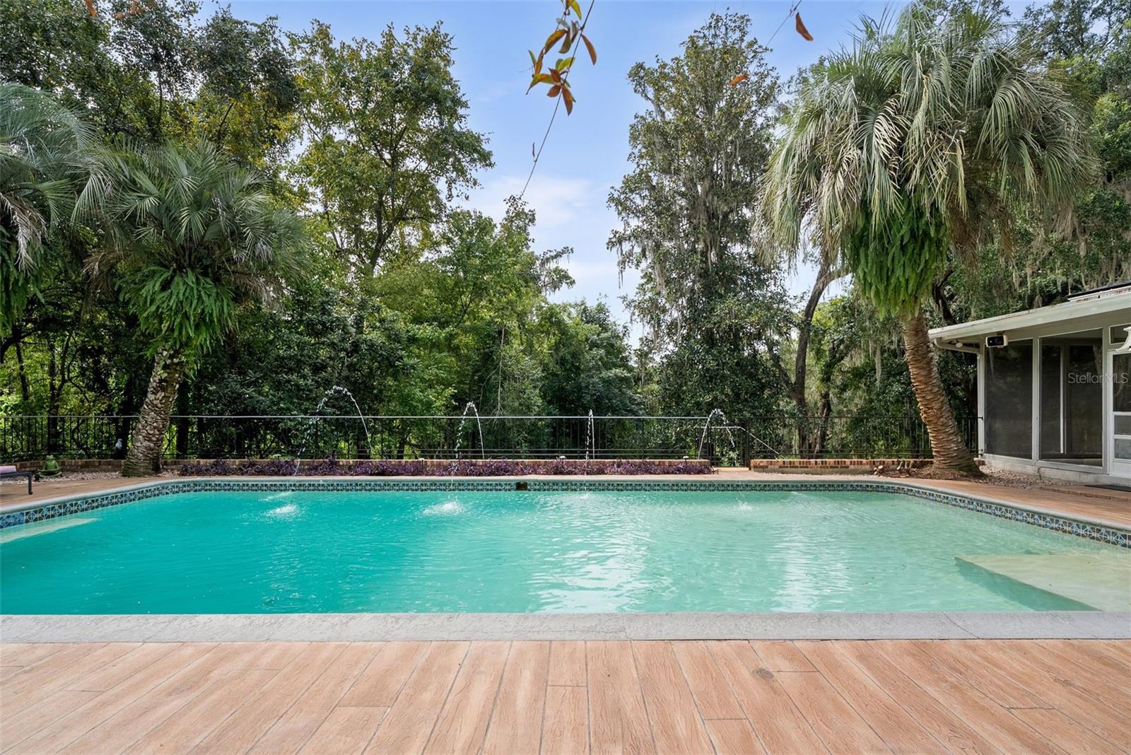 BEVILLE HEIGHTS - Residential