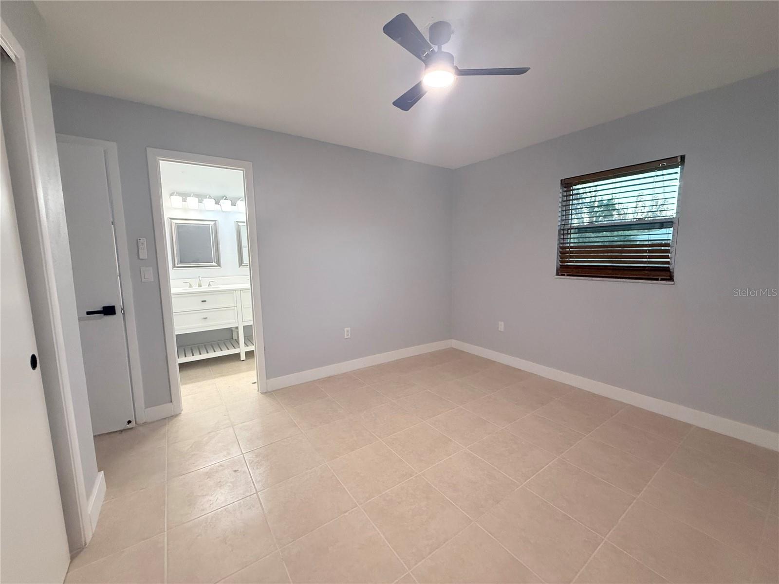 BAY SHORE - Residential