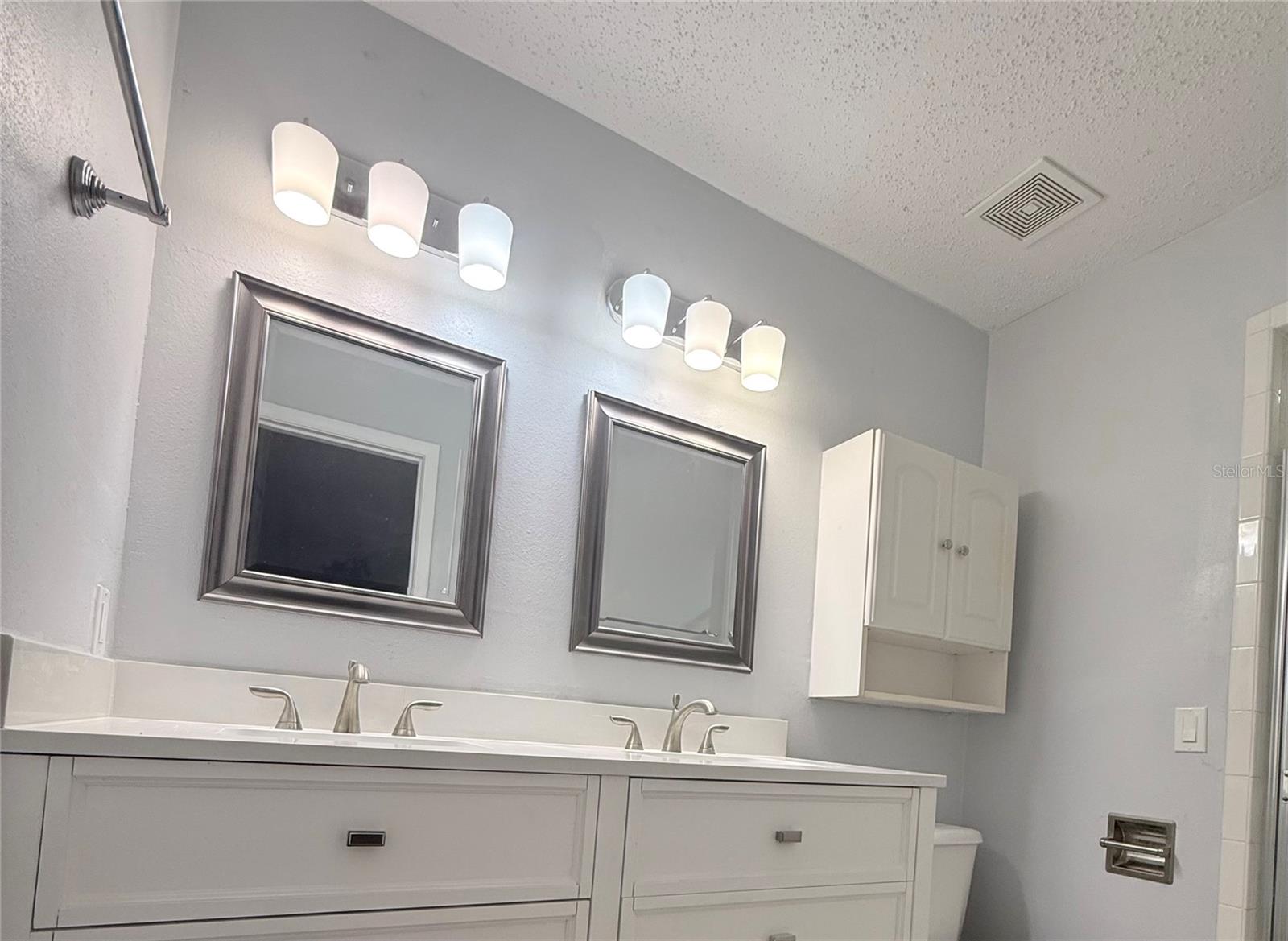 BAY SHORE - Residential