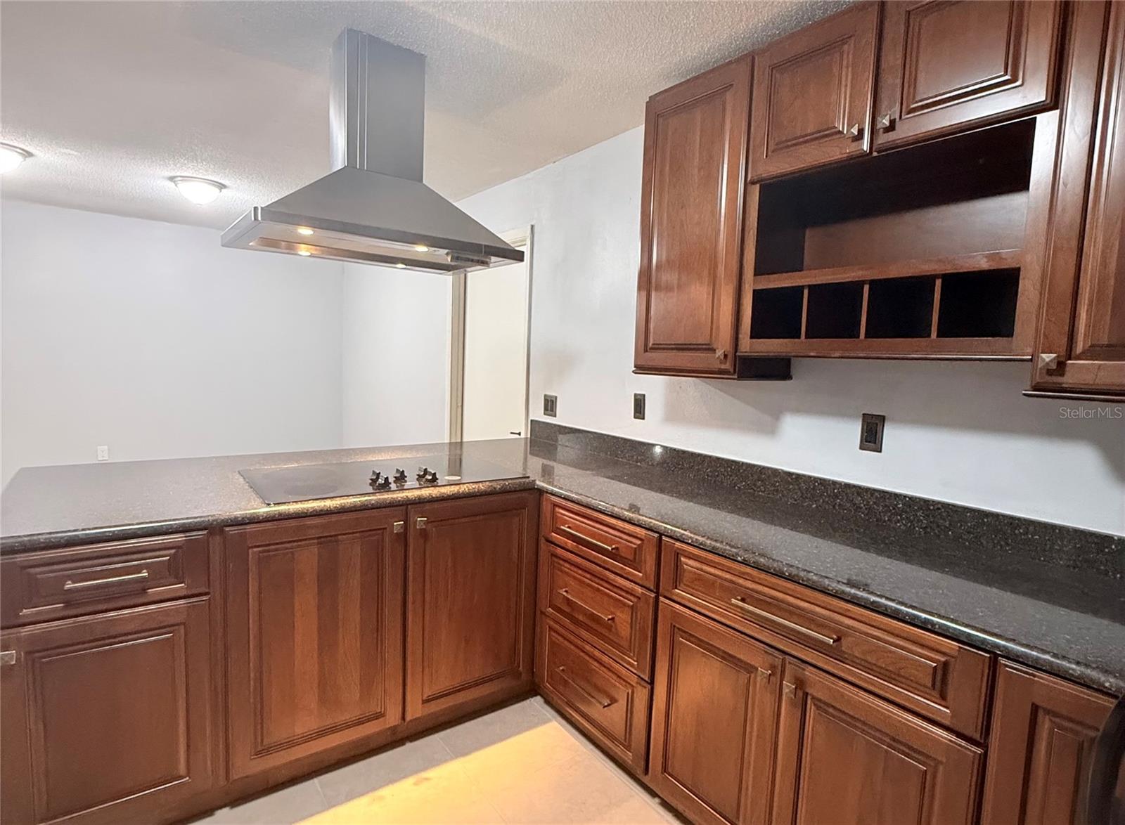 BAY SHORE - Residential