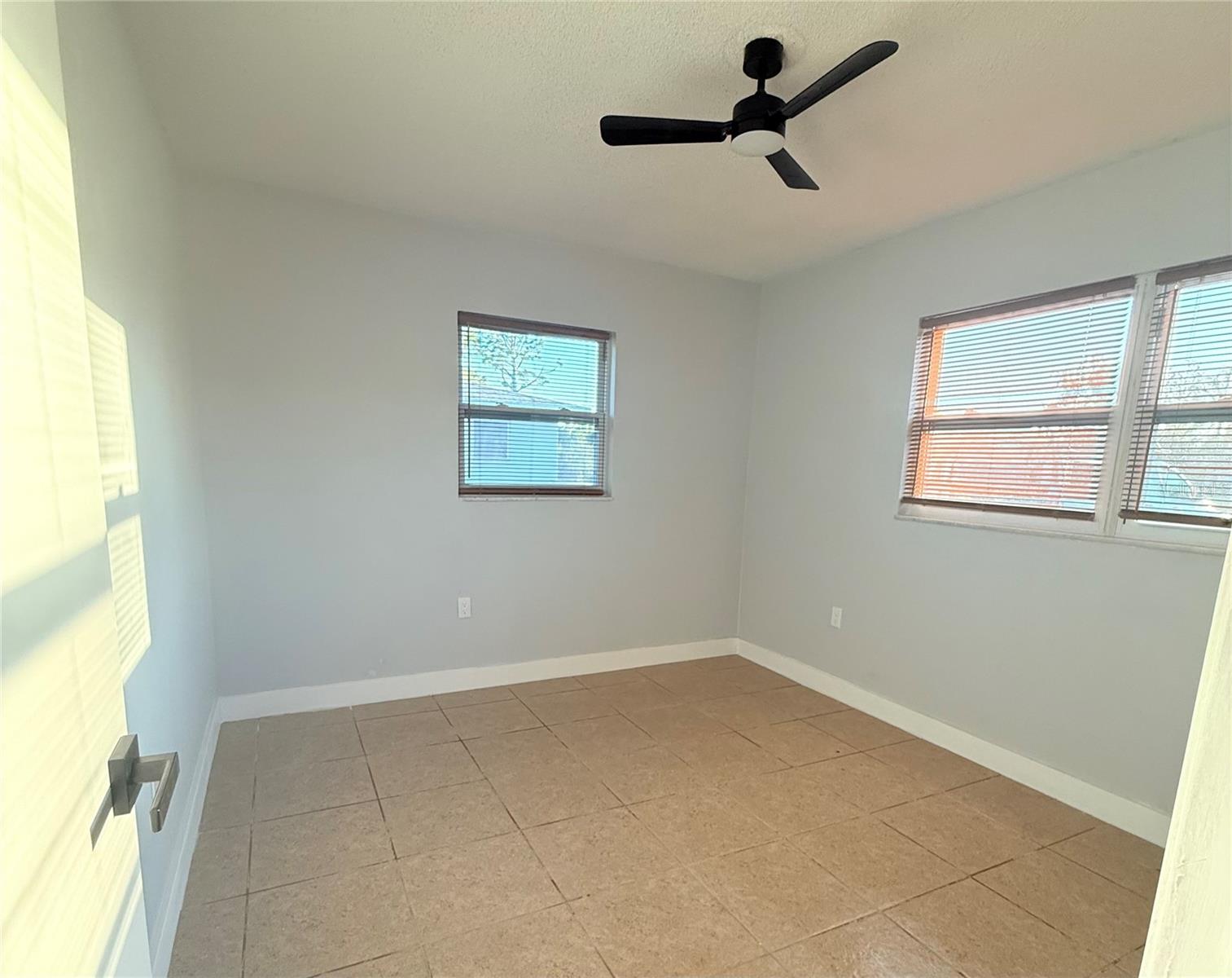 BAY SHORE - Residential