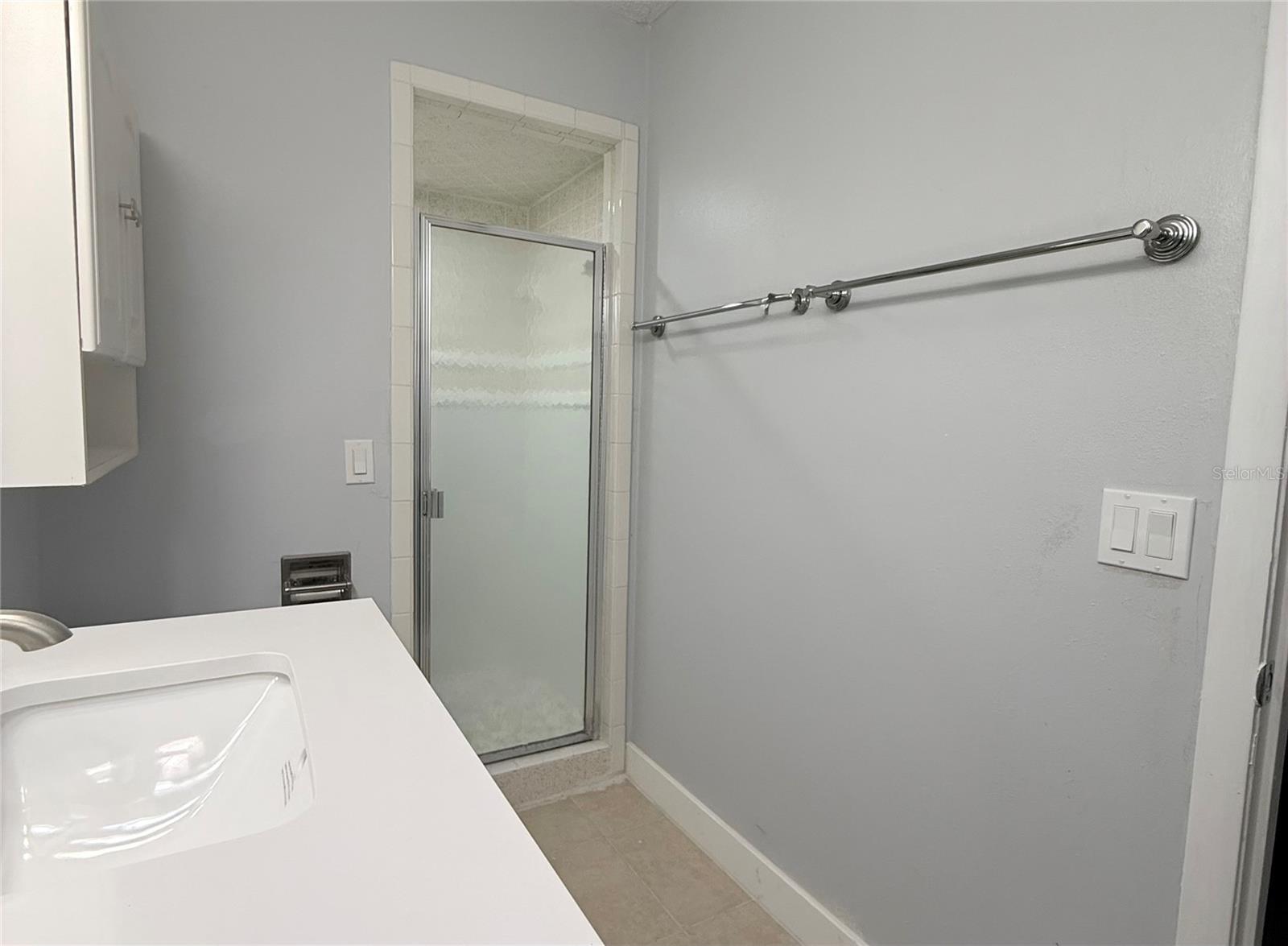 BAY SHORE - Residential