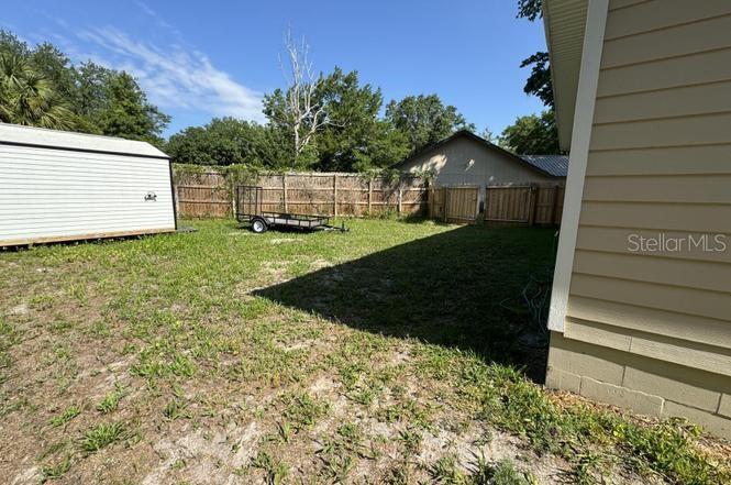 VIKING MANOR - Residential