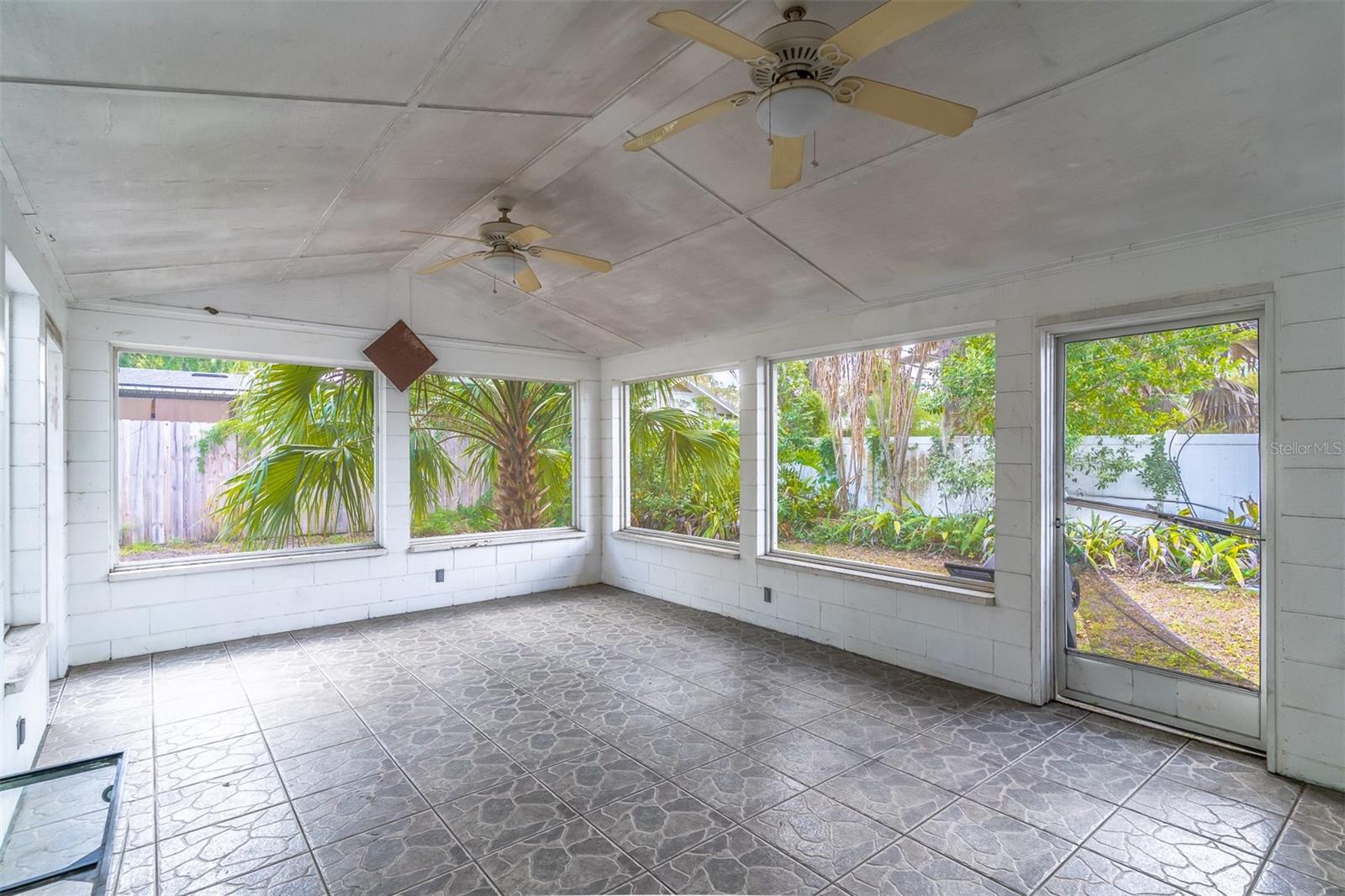 LAKE CONWAY ESTATES - Residential