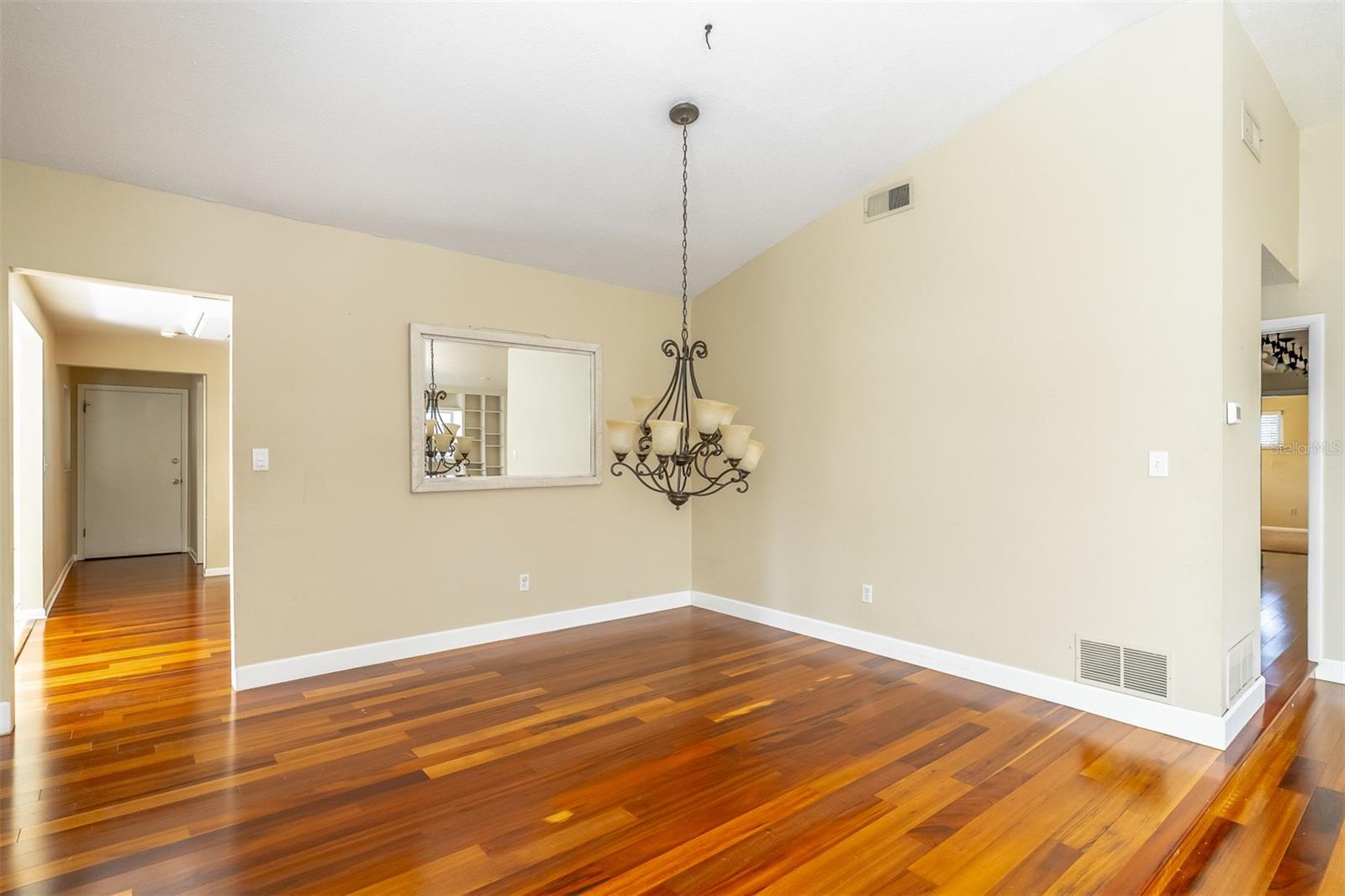 LAKE CONWAY ESTATES - Residential