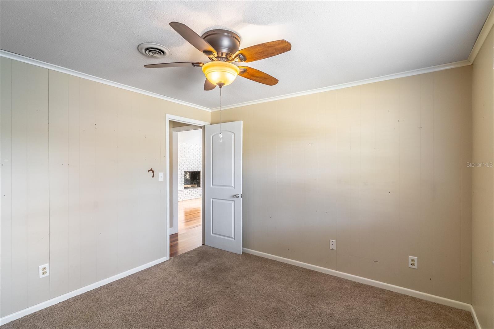 LAKE CONWAY ESTATES - Residential
