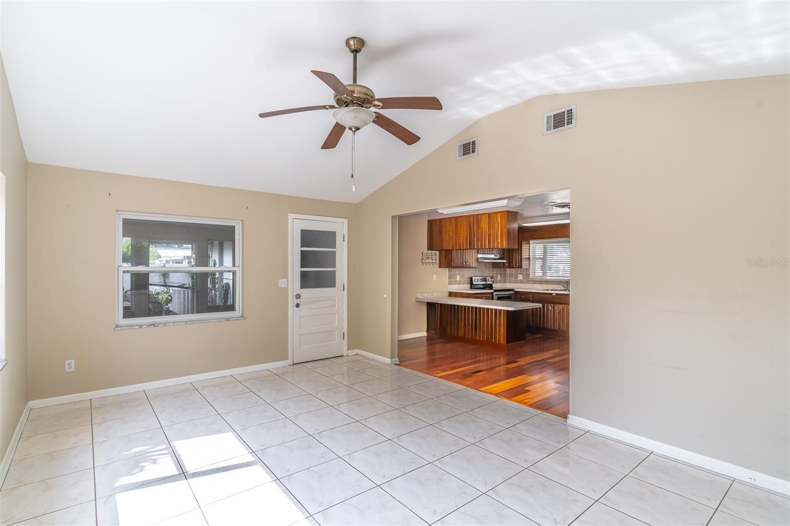 LAKE CONWAY ESTATES - Residential