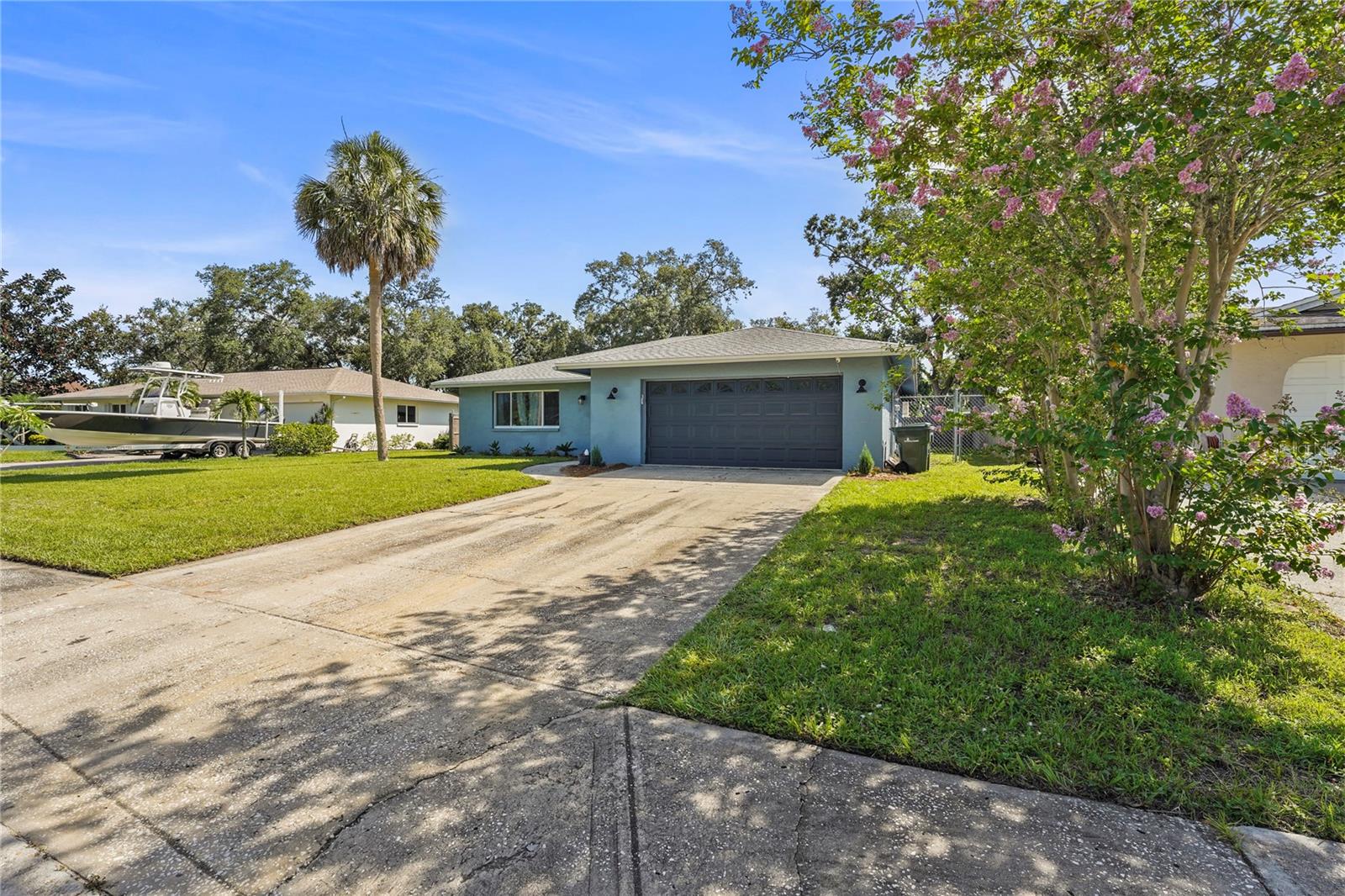 5537 ROLLINGWOOD DRIVE