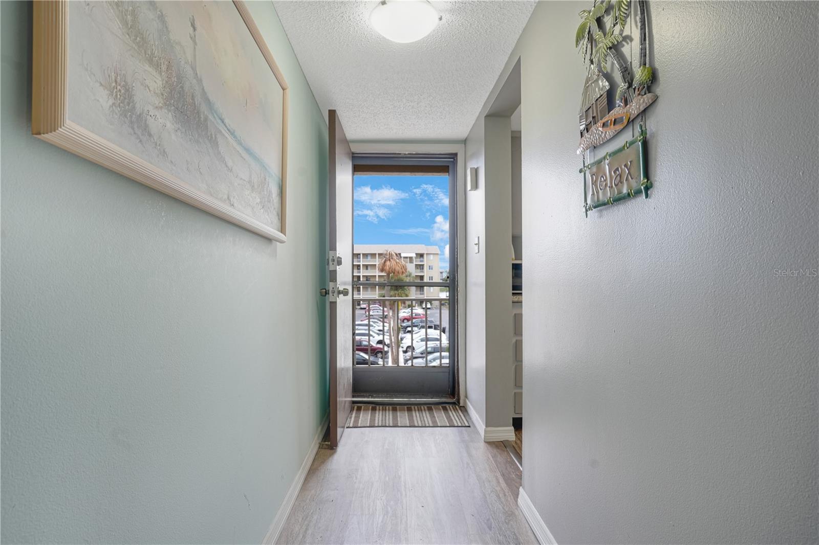 BAYSHORE ON THE LAKE APTS II SEC 3 - Residential