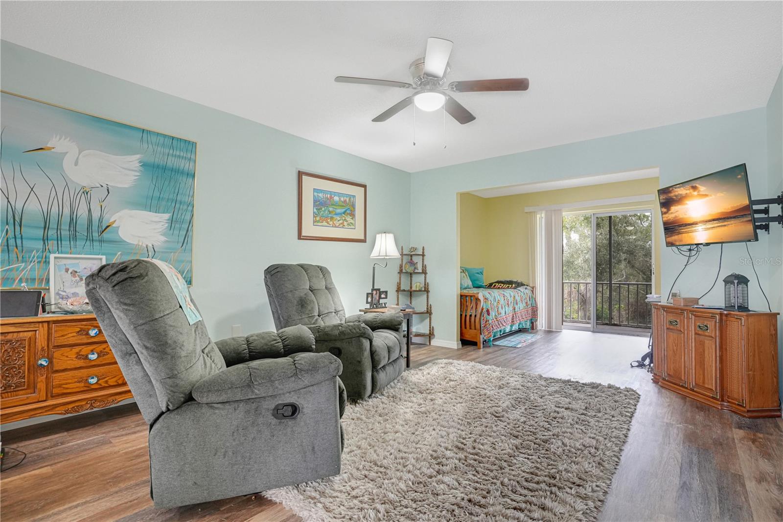 BAYSHORE ON THE LAKE APTS II SEC 3 - Residential