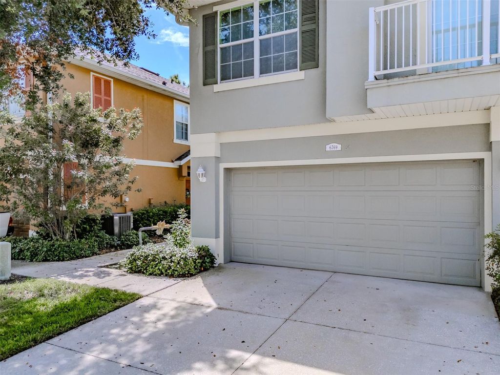 Photo of 6769 Breezy Palm Drive, Riverview, FL 33578 (MLS # TB8428752)