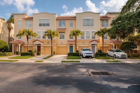 A home in TAMPA