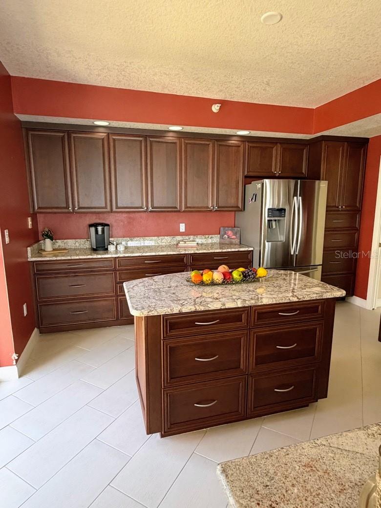 DOLPHIN CAY AT OSPREY POINTE - Residential