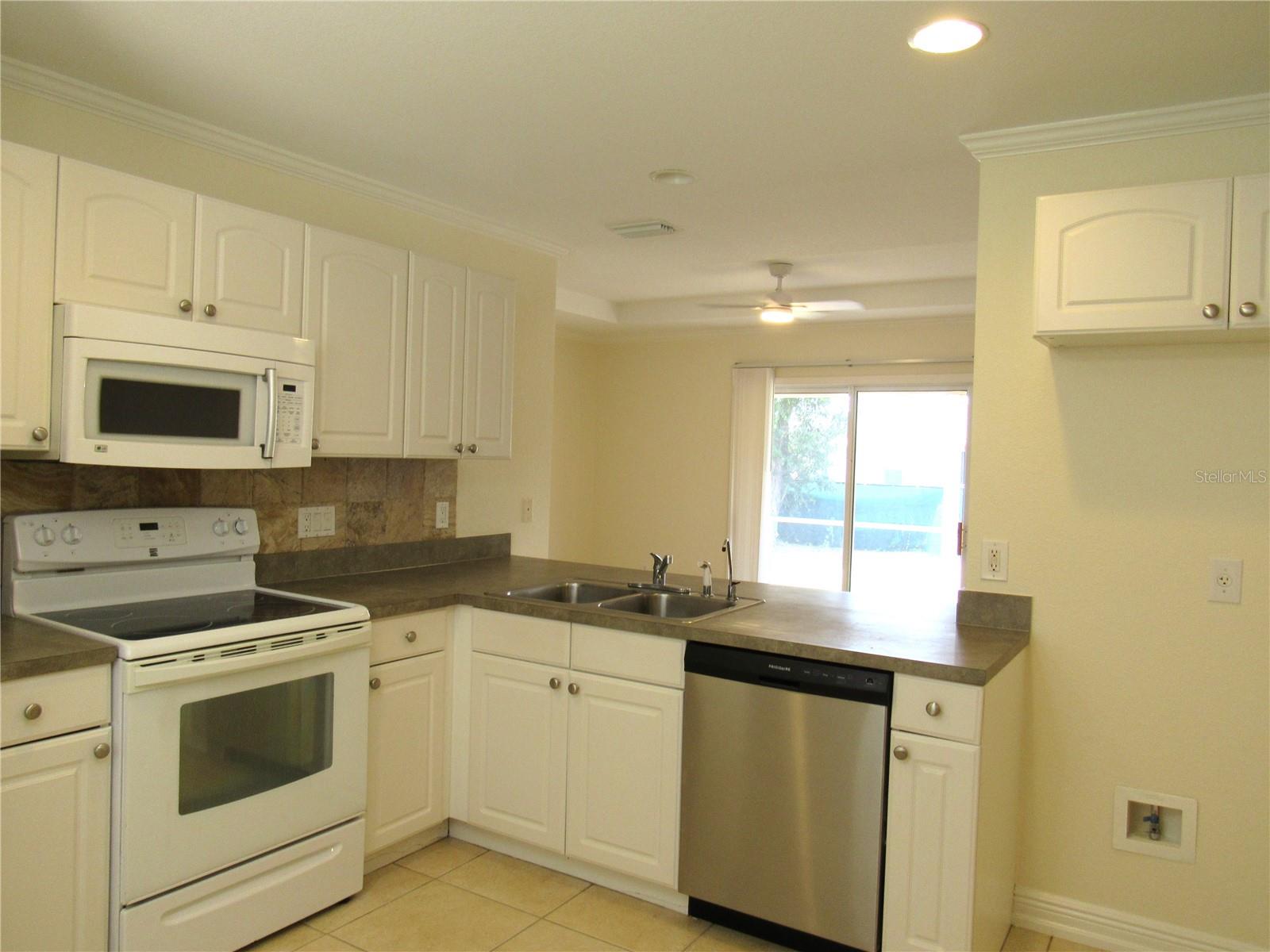 PORT CHARLOTTE SUB 08 - Residential