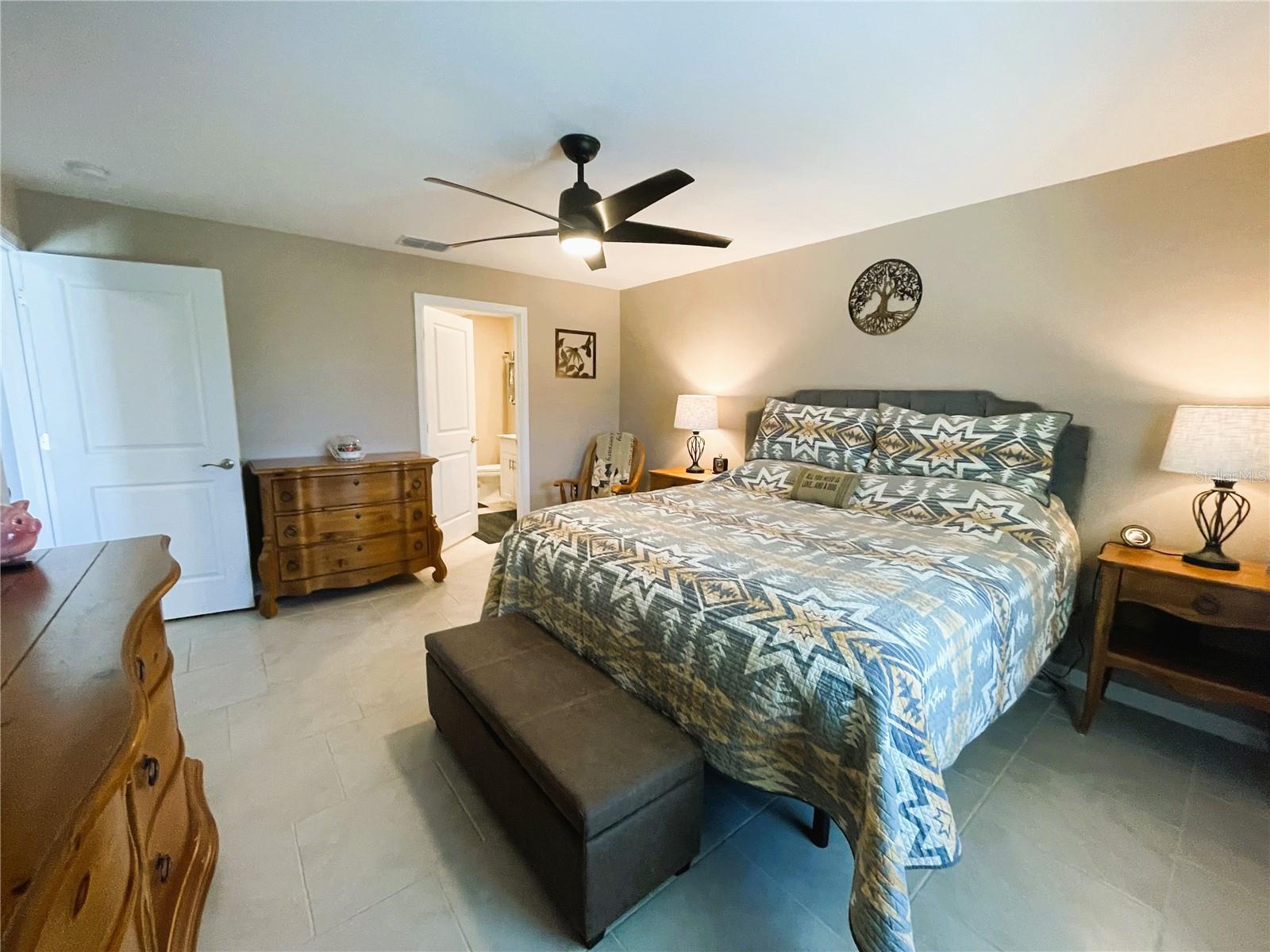 ROTONDA LAKES - Residential