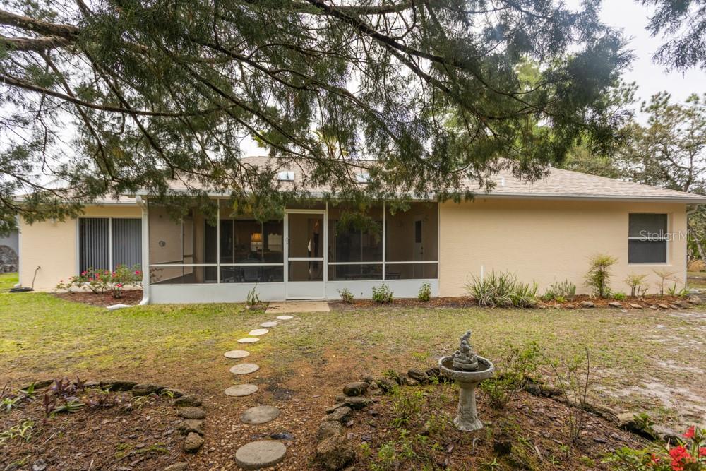 PINE LAKES - Residential