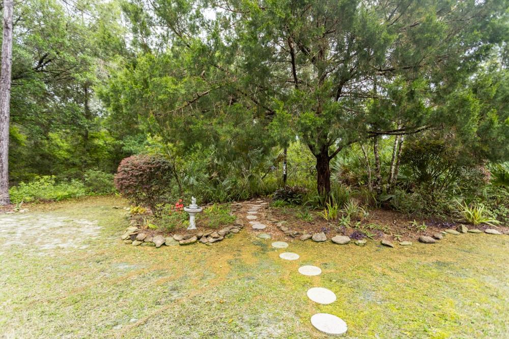 PINE LAKES - Residential