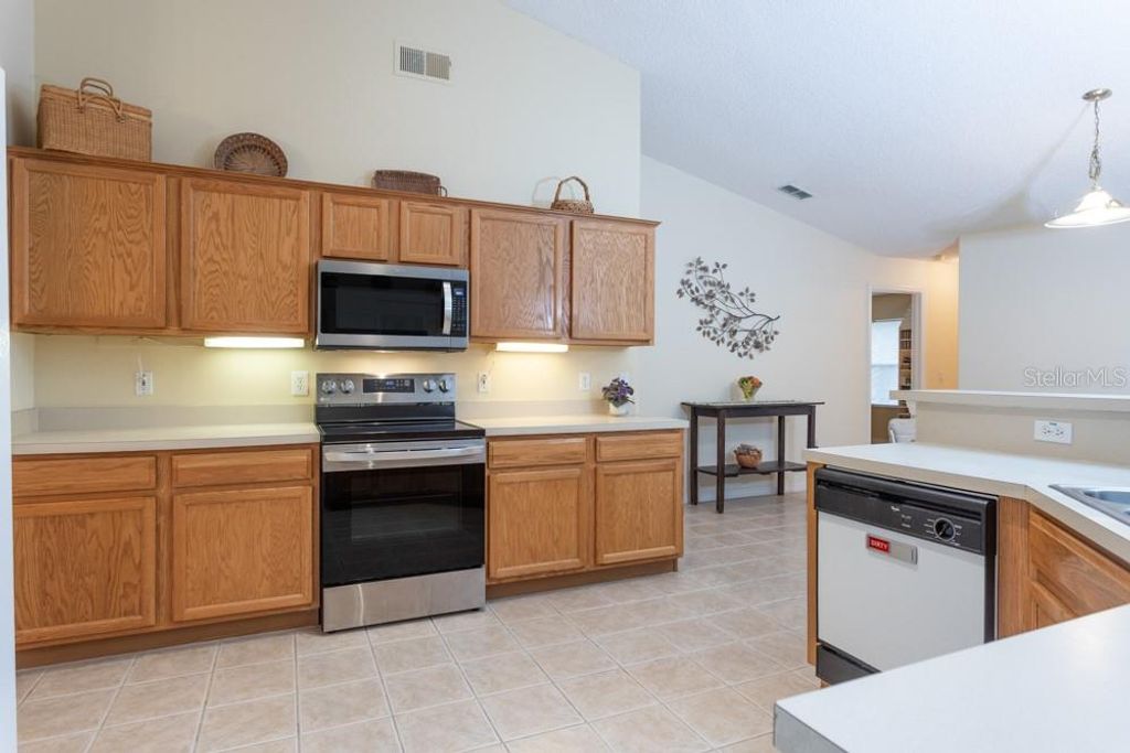 Photo of 5 Whetstone Lane, Palm Coast, FL 32164 (MLS # FC317407)