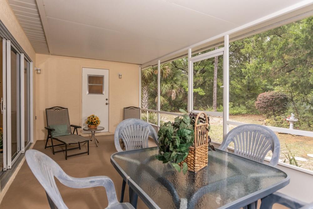 PINE LAKES - Residential