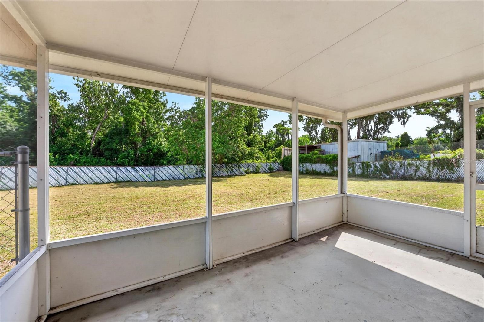 QUEENS MIRROR 3RD ADD TO CASSELBERRY - Residential