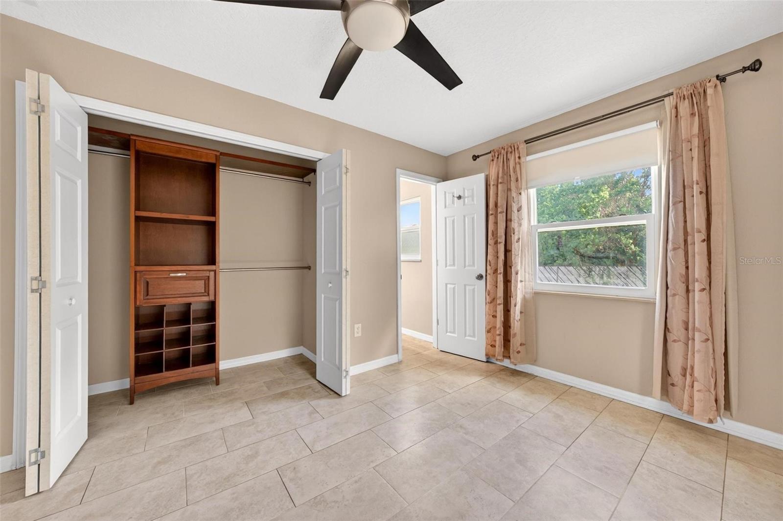 QUEENS MIRROR 3RD ADD TO CASSELBERRY - Residential