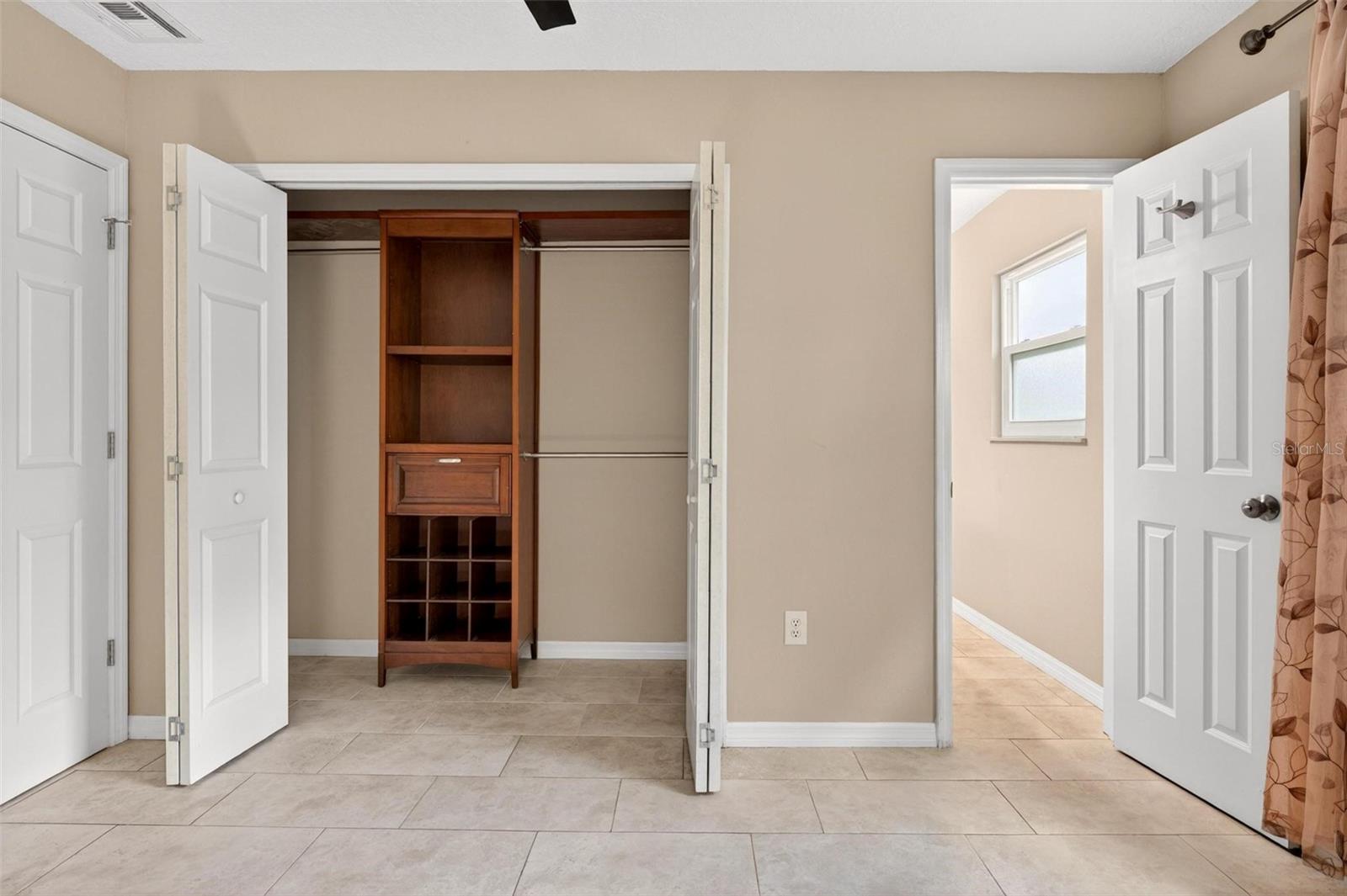 QUEENS MIRROR 3RD ADD TO CASSELBERRY - Residential
