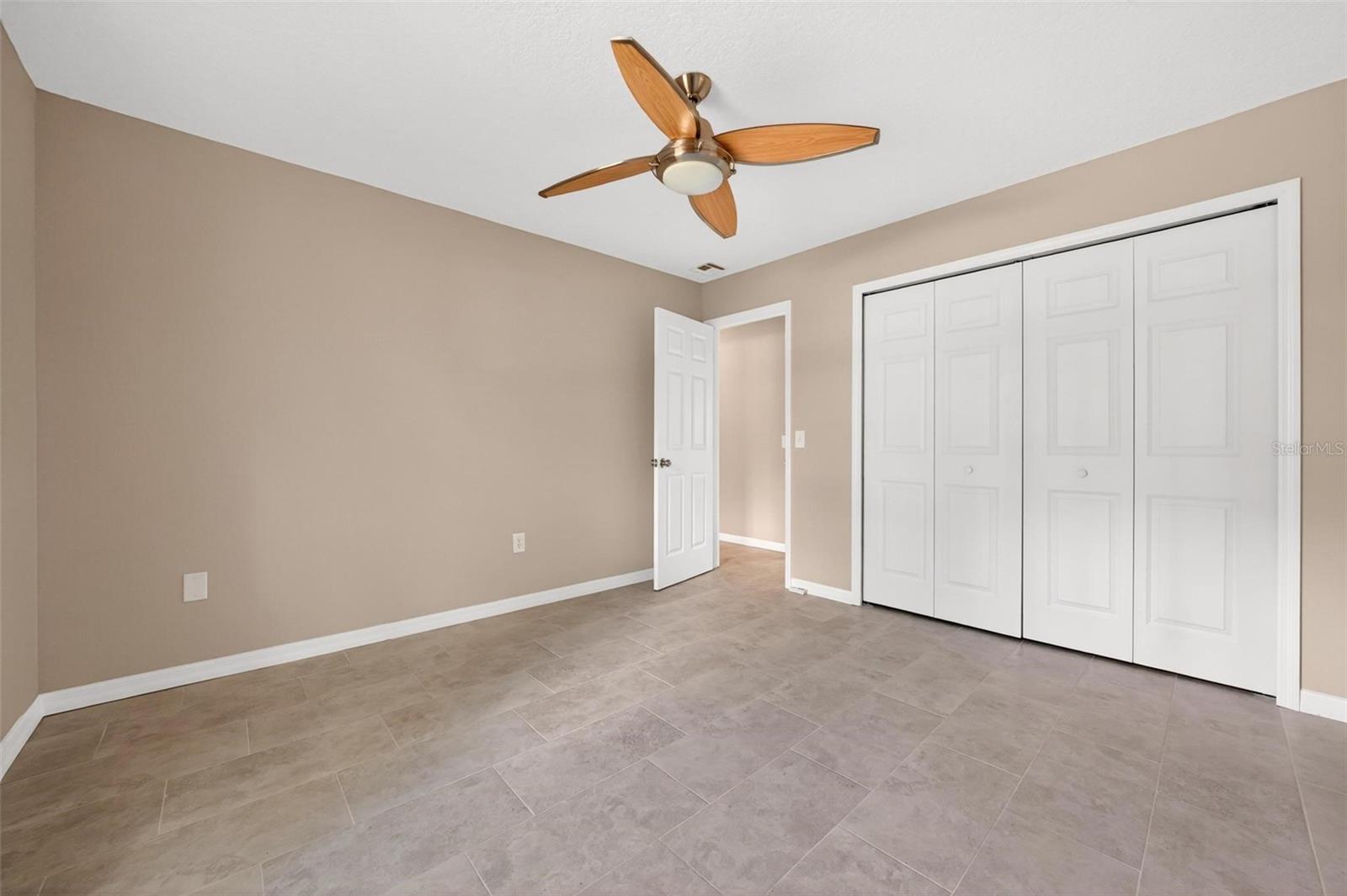 QUEENS MIRROR 3RD ADD TO CASSELBERRY - Residential